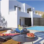 Lambis Athena Villa