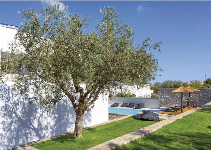 Lambis Athena فيلة لينثوس