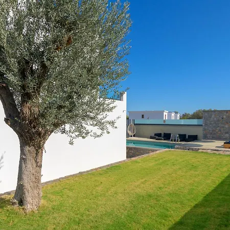 Villa Lambis Athena *