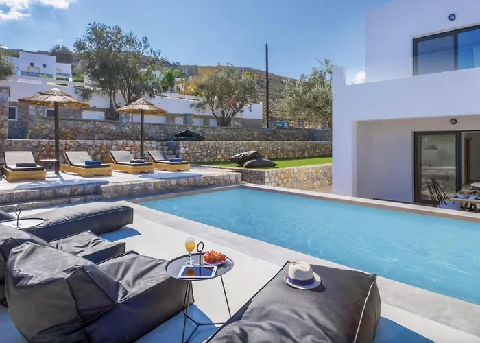 Villa Lambis Athena *