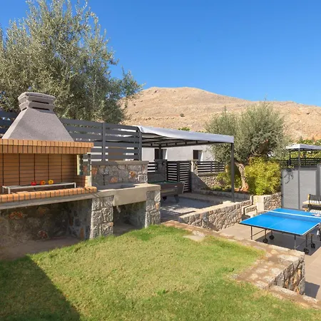 Lambis Athena * Lindos (Rhodes)